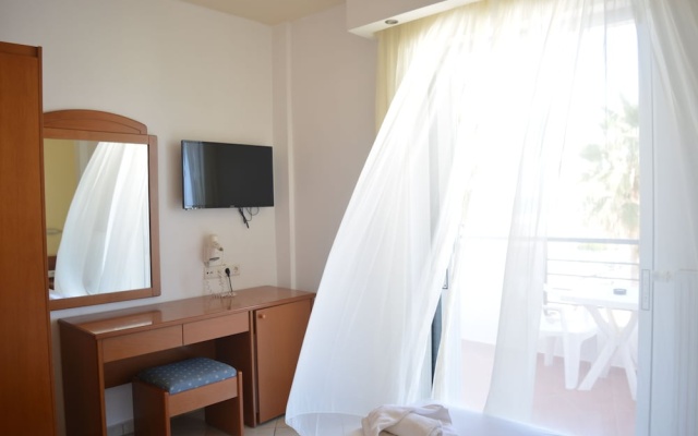 Krini Beach Hotel