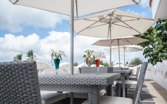 Costa Caribe Beach Hotel & Resort