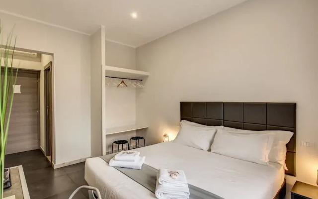 Floor 6 Boutique Rooms by DOT Suites