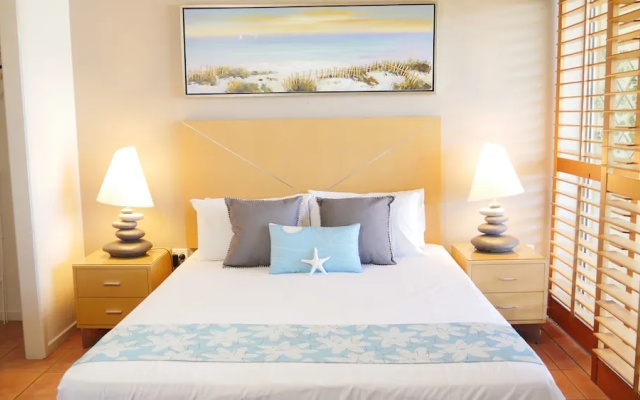 Spa Haven 17B – Guest Rooms – Airlie Beach