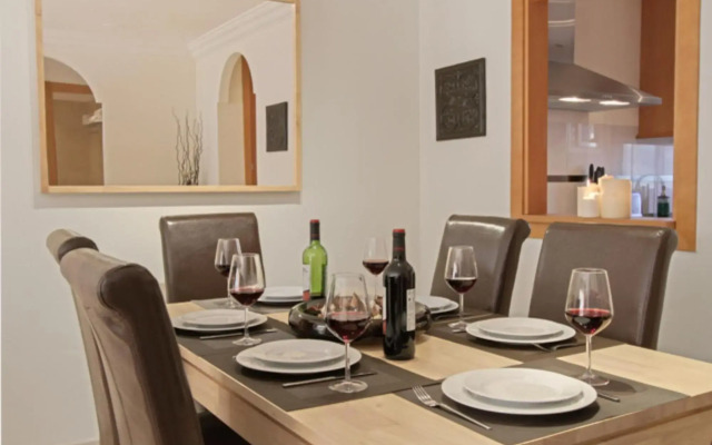 Aloha Hill Club Golf & Spa Apartments