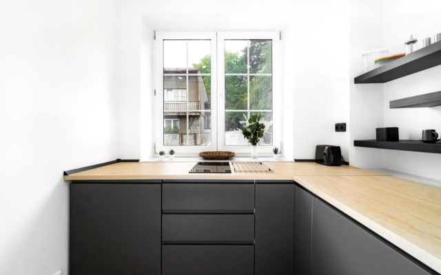 Spacious House 100m2 with Garden, Grill and Parking