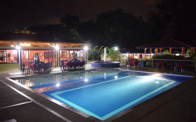 Hotel Campestre Tacurrumbi