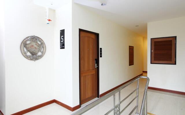 iCheck inn Sukhumvit 22