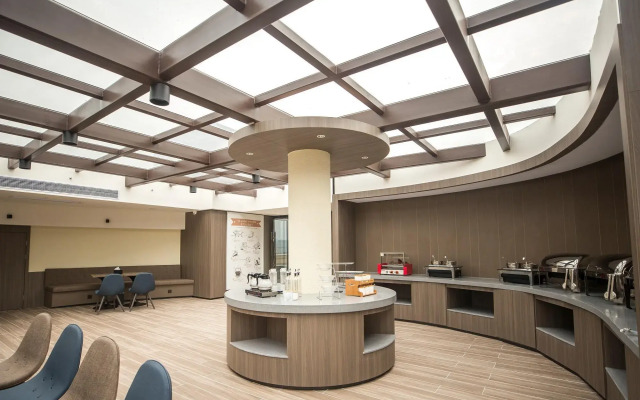 HanTing Hotel (Yancheng Nanyang Airport)