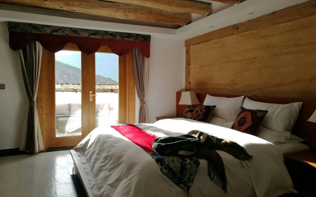 Shangri-La Salloi Rustic Luxury Hotel