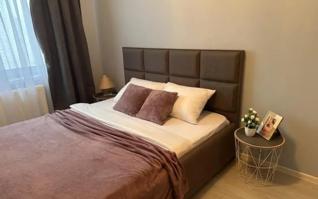 Cozy Apartment on Moderakha street 6