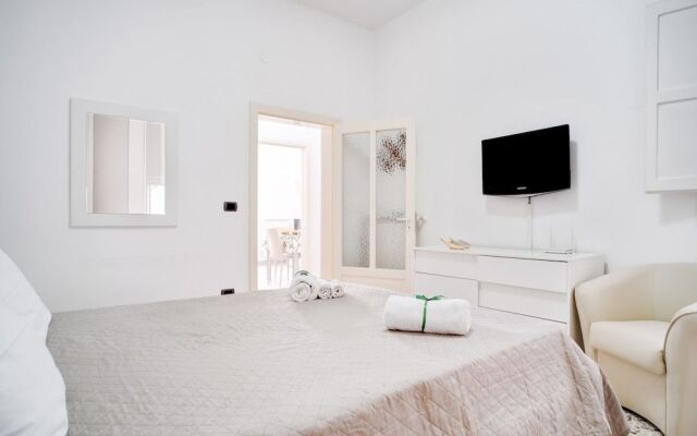 Maison Dupré Terrace Apartments