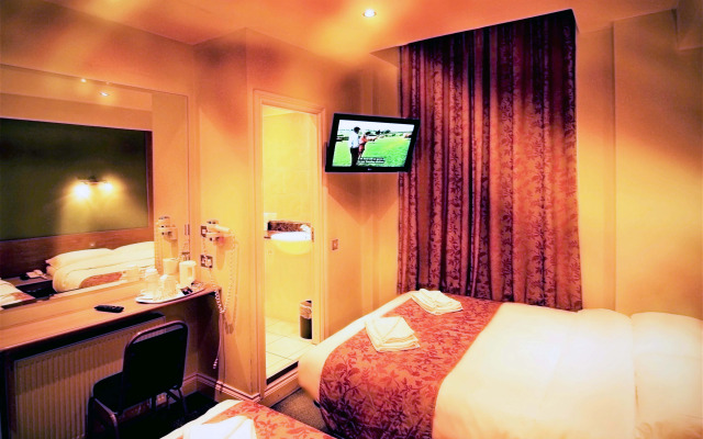 Westbury Hotel