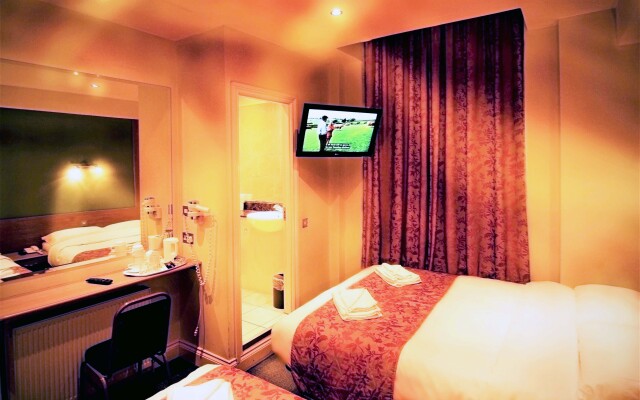 Westbury Hotel