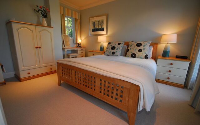 Norfolk House Bed and Breakfast