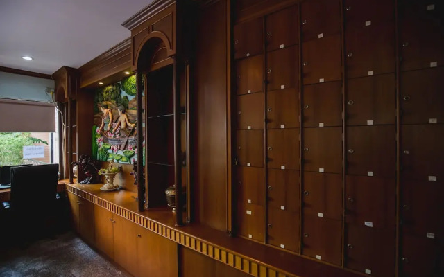 R K Guesthouse