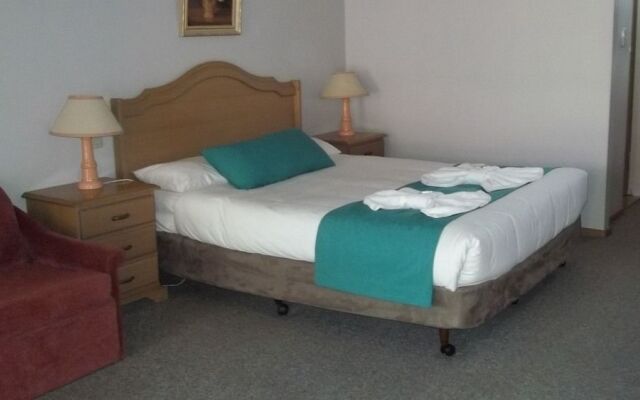 Acacia Rose Motor Inn