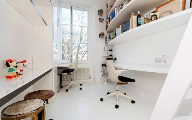 Queen's Gardens Delight