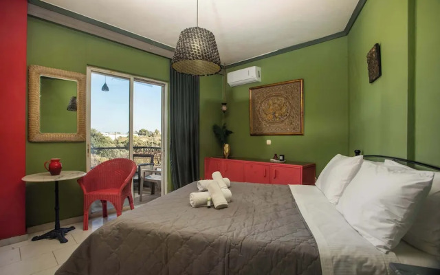 Villa Lilienne - Tranquil Escape With Private Garden Balcony