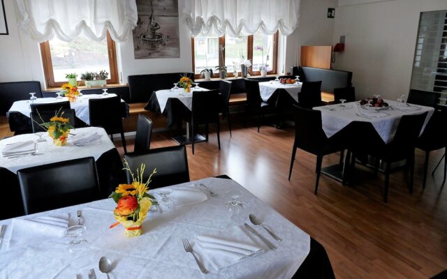 Albergo De March