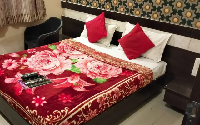Hotel Palkhi