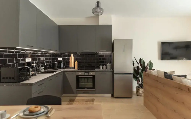 Saint Matthew Central Apartment by Senaon