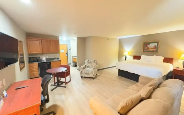 Larned Inn & Suites