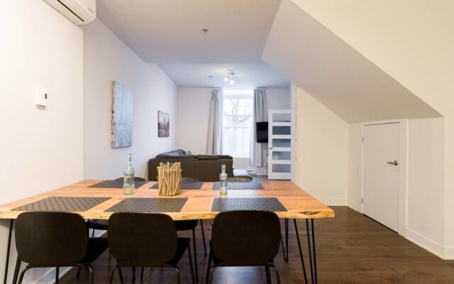 Huge Industrial Loft Near Mont-royal Metro