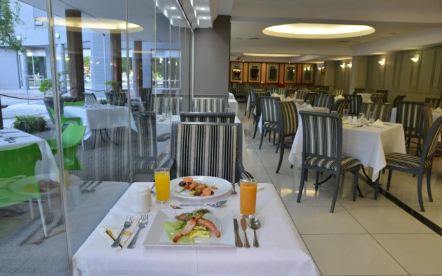Capetonian Hotel