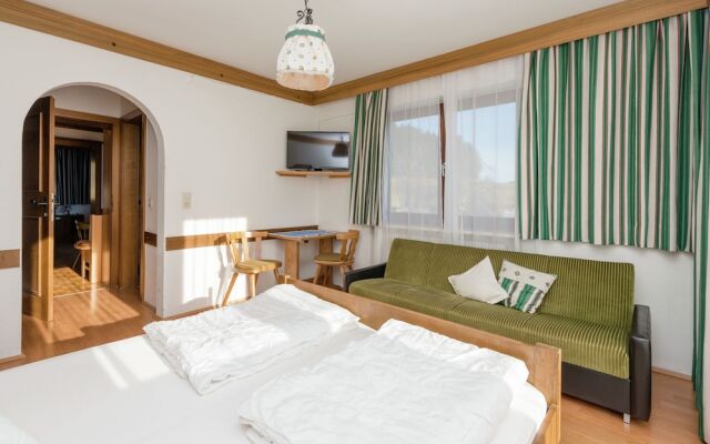 Modern Apartment in Hollersbach im Pinzgau With Balcony