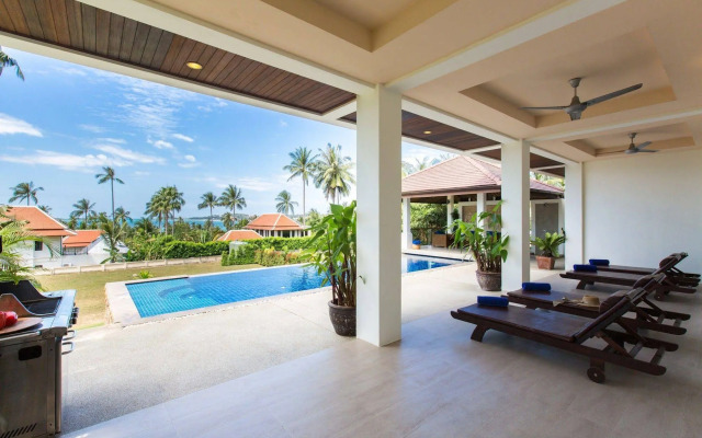 Peerapat Villa