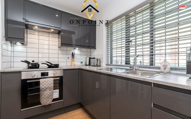 FRESH 2 Bedroom Apt With Parking