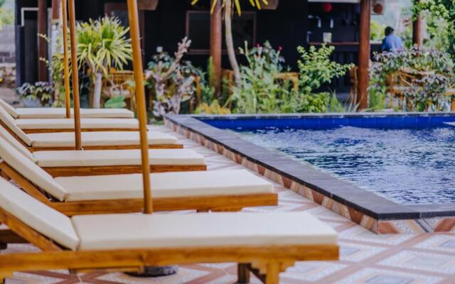 Sunday Huts Lembongan