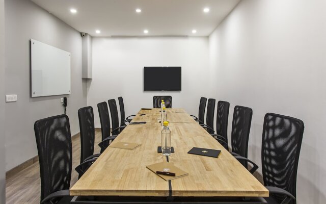 OYO Townhouse 002 Green Park