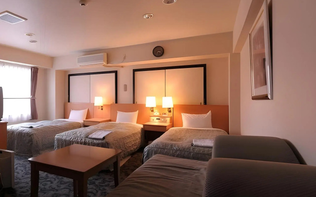 Business Inn Sennichimae Hotel