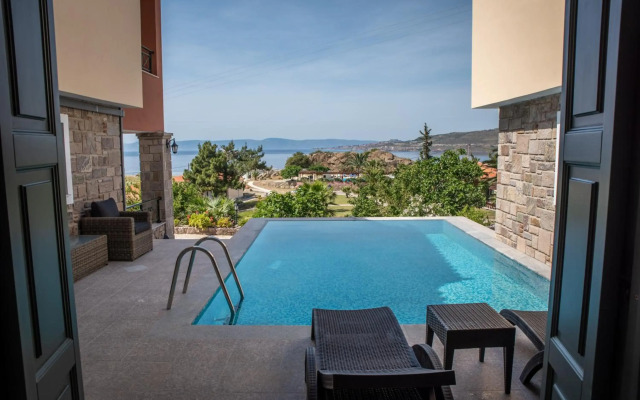 Alma Luxury Resort Hotel