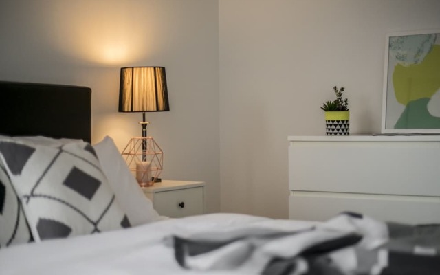 Apartment2c - Metro