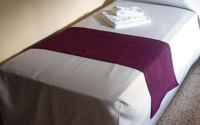Minaides Hotel