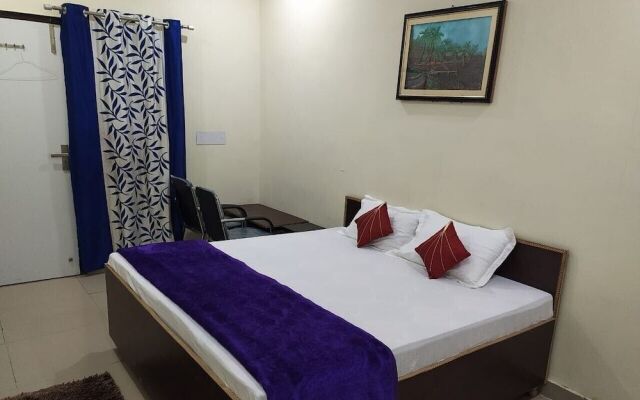 RCS Residency And Guest House