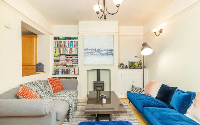 The River Cam Escape - 5BDR with Private Garden with Pond