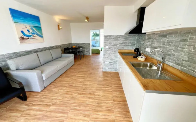 Sea View Bungalow with Communal Pool
