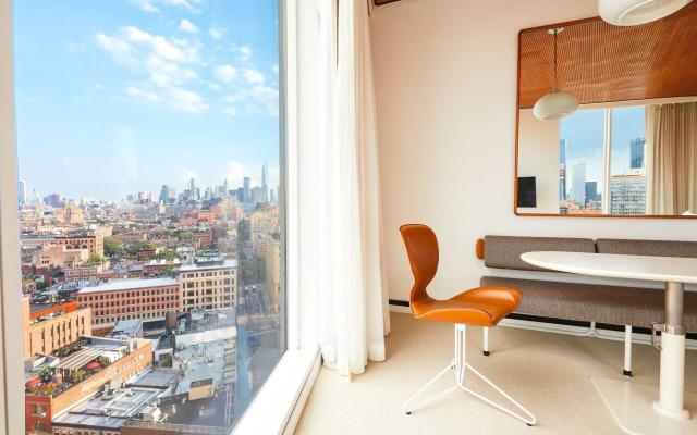 The Standard High Line