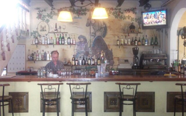 Hostal Castell de Lô