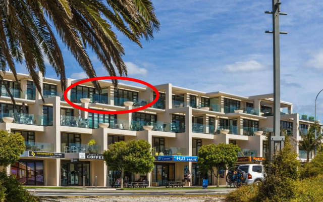Beachside Apartment