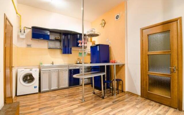 Avangard LChin*B Apartment