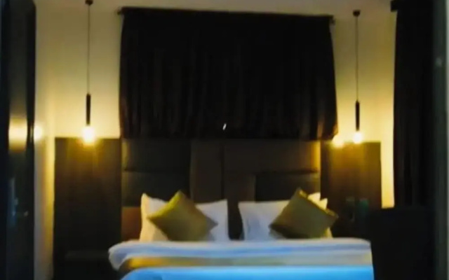 Boston Hills Resort & Hotel Ltd