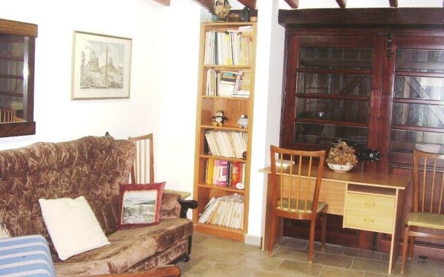 AVLI Traditional Houses