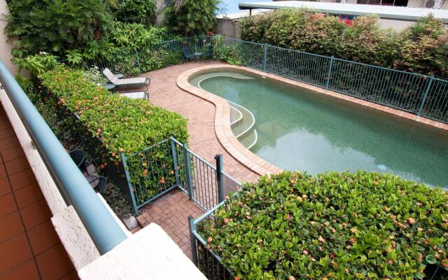 Mid City Luxury Suites