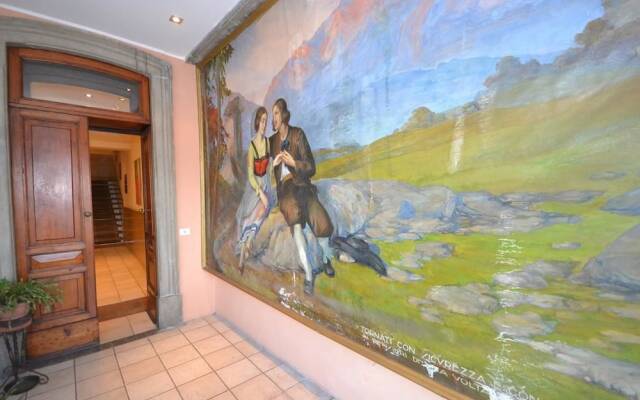 Rodrigo Lakeside Apartments