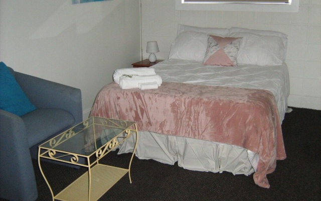 Downtown Backpackers – Guest Rooms – Nelson