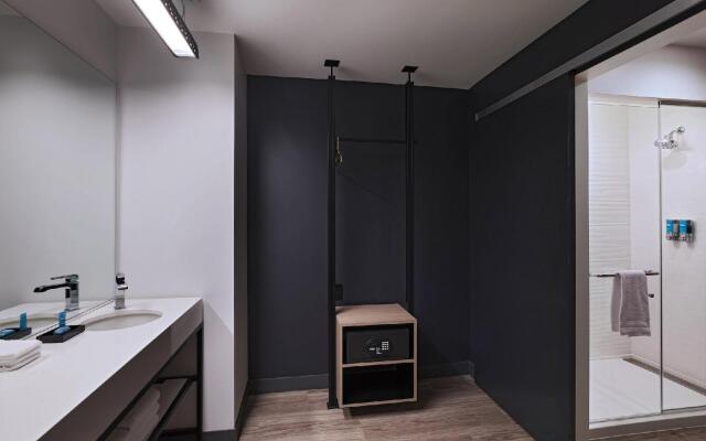 Aloft Little Rock West