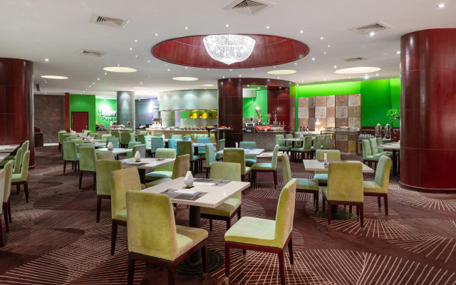 Holiday Inn Shanghai Pudong Nanpu by IHG