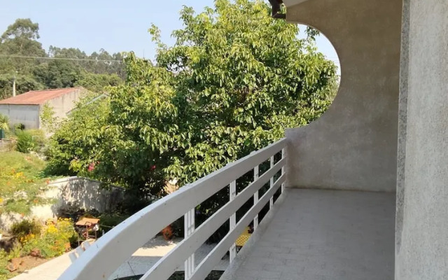Sweet 3 Bedrooms Terrace Home Close Esposende