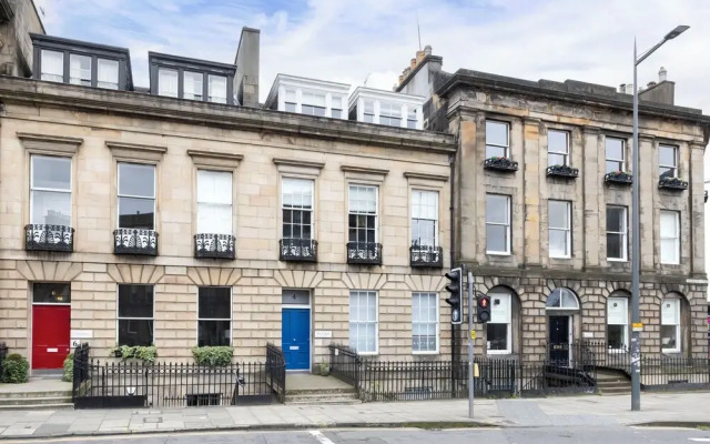 Torphichen Street 5 City Centre 2bed Apt